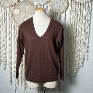 Brunello Cucinelli Cinnamon Colored Cashmere V-Neck Sweater Size M
